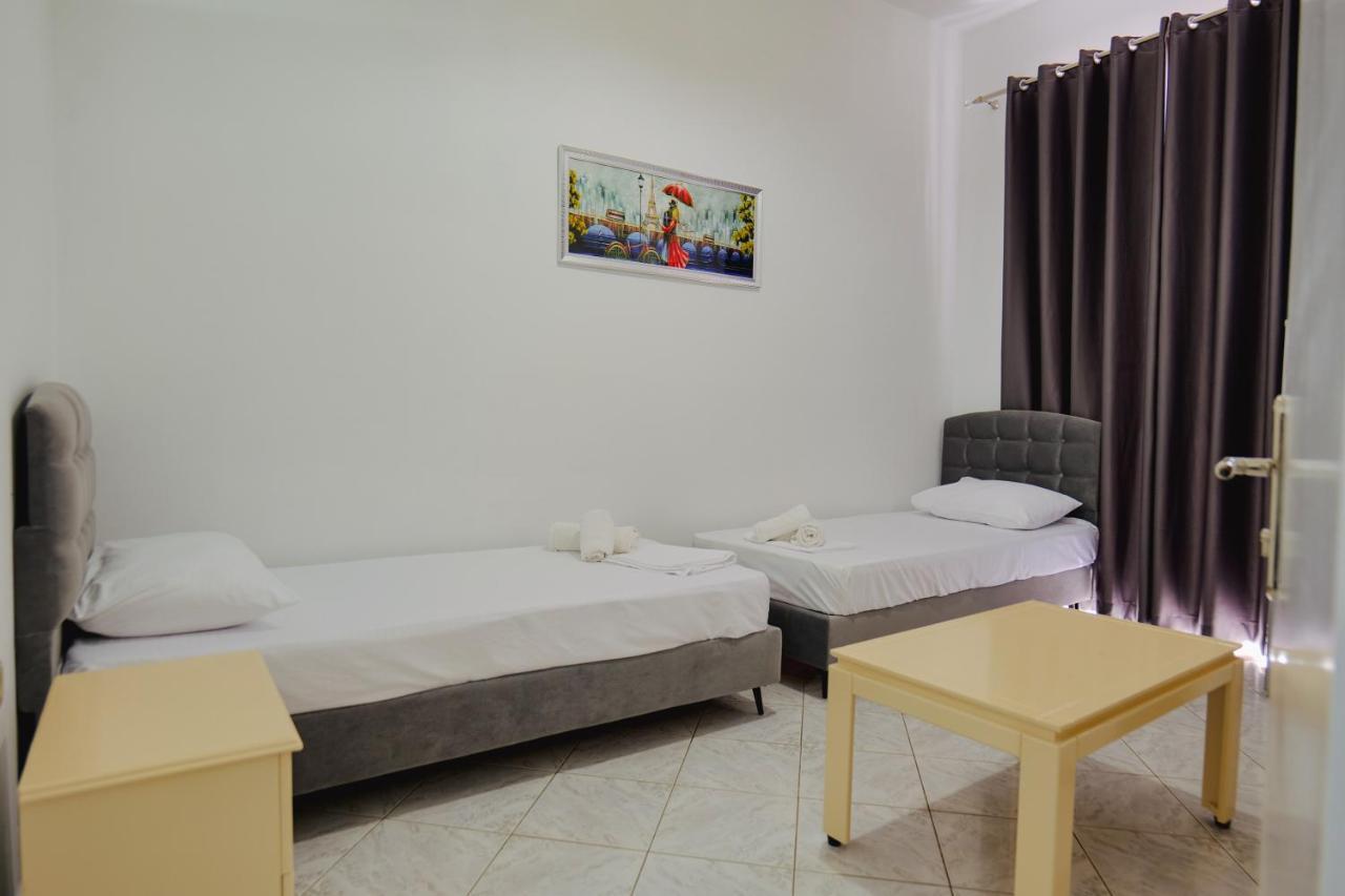 Hotel Casamia Sarandë Buitenkant foto