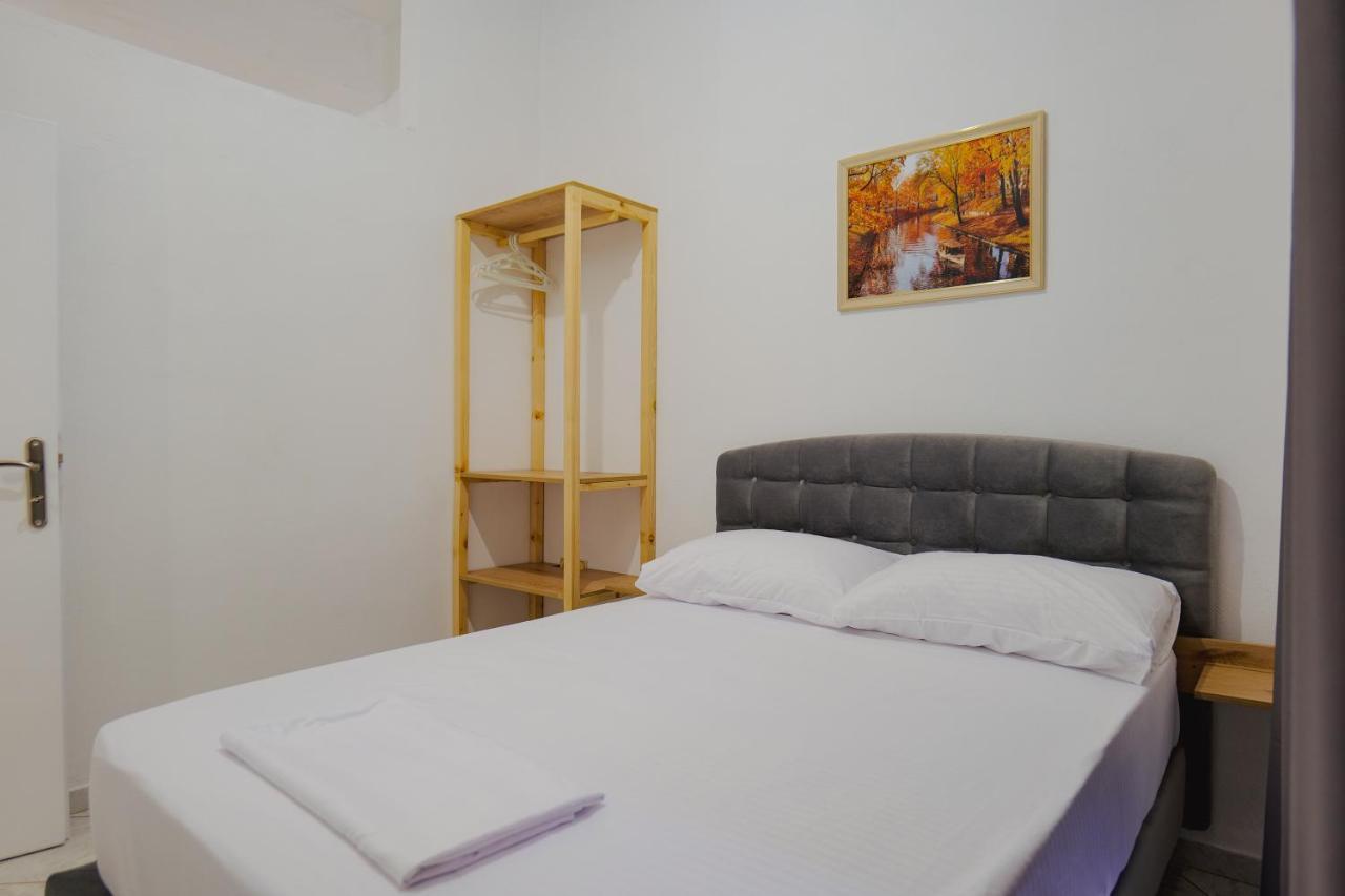 Hotel Casamia Sarandë Buitenkant foto